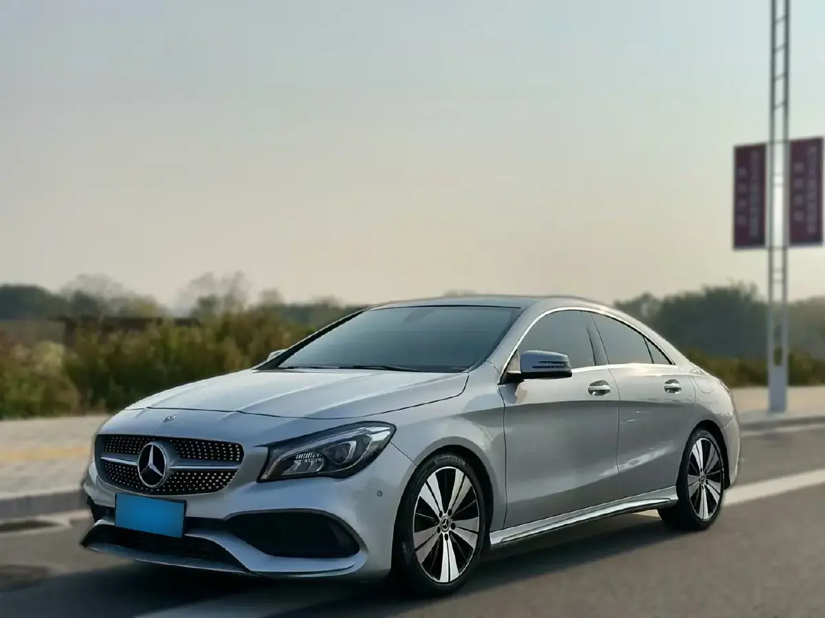 2018 Mercedes-Benz CLA Class 1.6T 156HP L4 7DCT