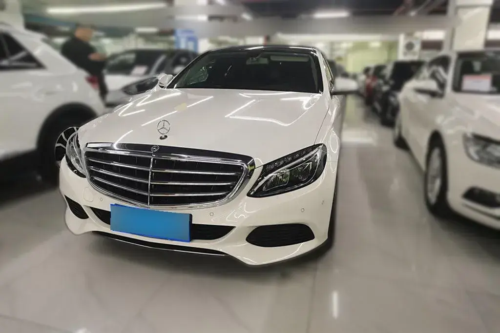 2018 Mercedes-Benz C Class 2.0T 184HP L4 9AT