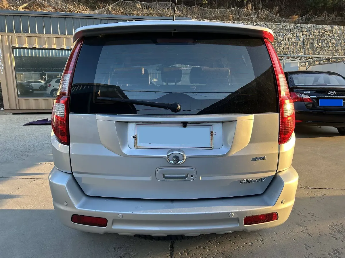 2010 Haval H3 2.4L 136HP L4 5MT,autocango,china used car exporter,china ev exporter,chinese used car exporter,chinese used ev exporter