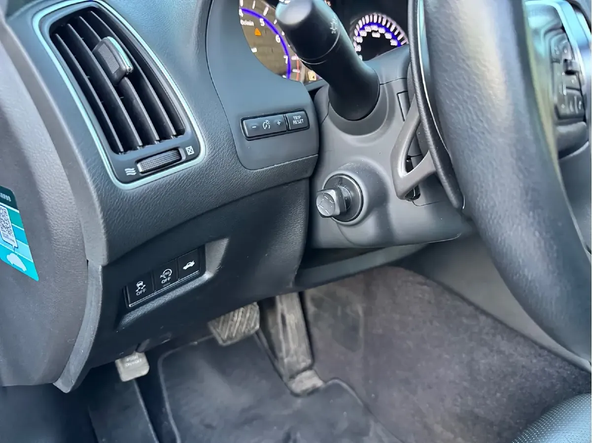 2019 Infiniti Q60 2.0T 211HP L4 7AT,autocango,china used car exporter,china ev exporter,chinese used car exporter,chinese used ev exporter