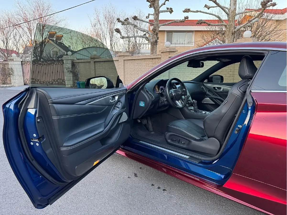 2019 Infiniti Q60 2.0T 211HP L4 7AT,autocango,china used car exporter,china ev exporter,chinese used car exporter,chinese used ev exporter
