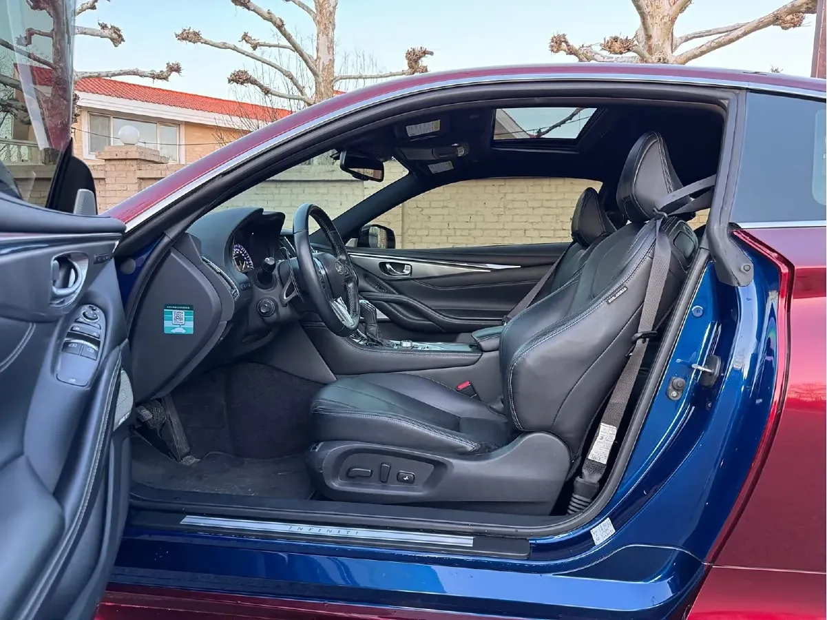 2019 Infiniti Q60 2.0T 211HP L4 7AT,autocango,china used car exporter,china ev exporter,chinese used car exporter,chinese used ev exporter