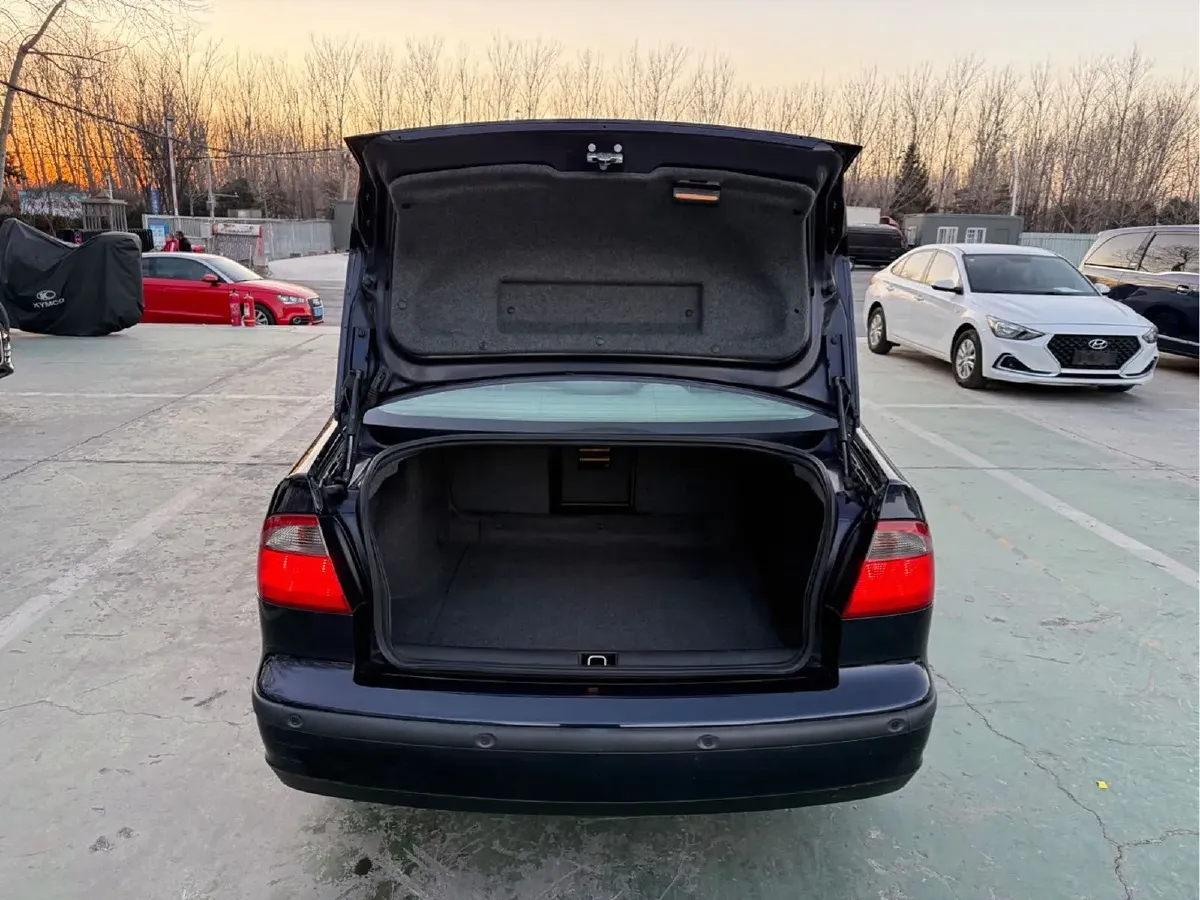 2004 Saab 9-5 2.3T 250HP L4 5AT,autocango,china used car exporter,china ev exporter,chinese used car exporter,chinese used ev exporter