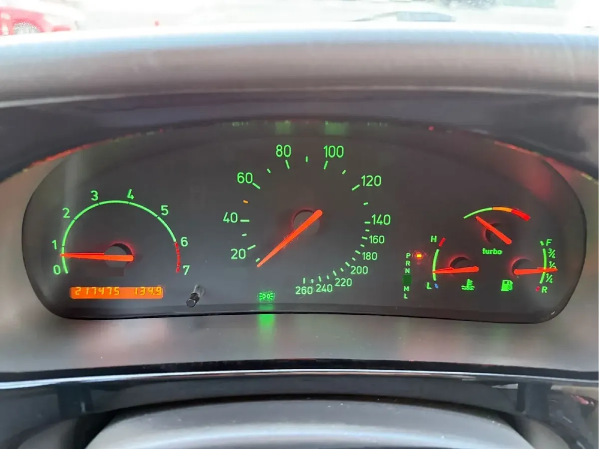 2004 Saab 9-5 2.3T 250HP L4 5AT,autocango,china used car exporter,china ev exporter,chinese used car exporter,chinese used ev exporter