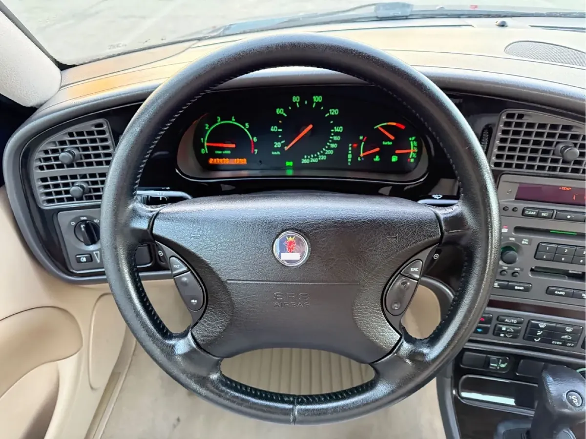 2004 Saab 9-5 2.3T 250HP L4 5AT,autocango,china used car exporter,china ev exporter,chinese used car exporter,chinese used ev exporter