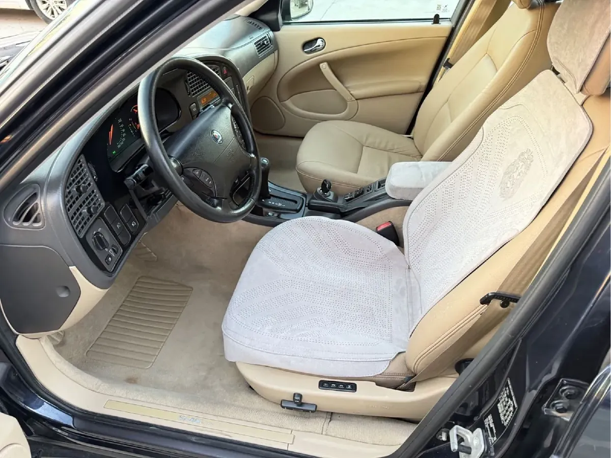 2004 Saab 9-5 2.3T 250HP L4 5AT,autocango,china used car exporter,china ev exporter,chinese used car exporter,chinese used ev exporter