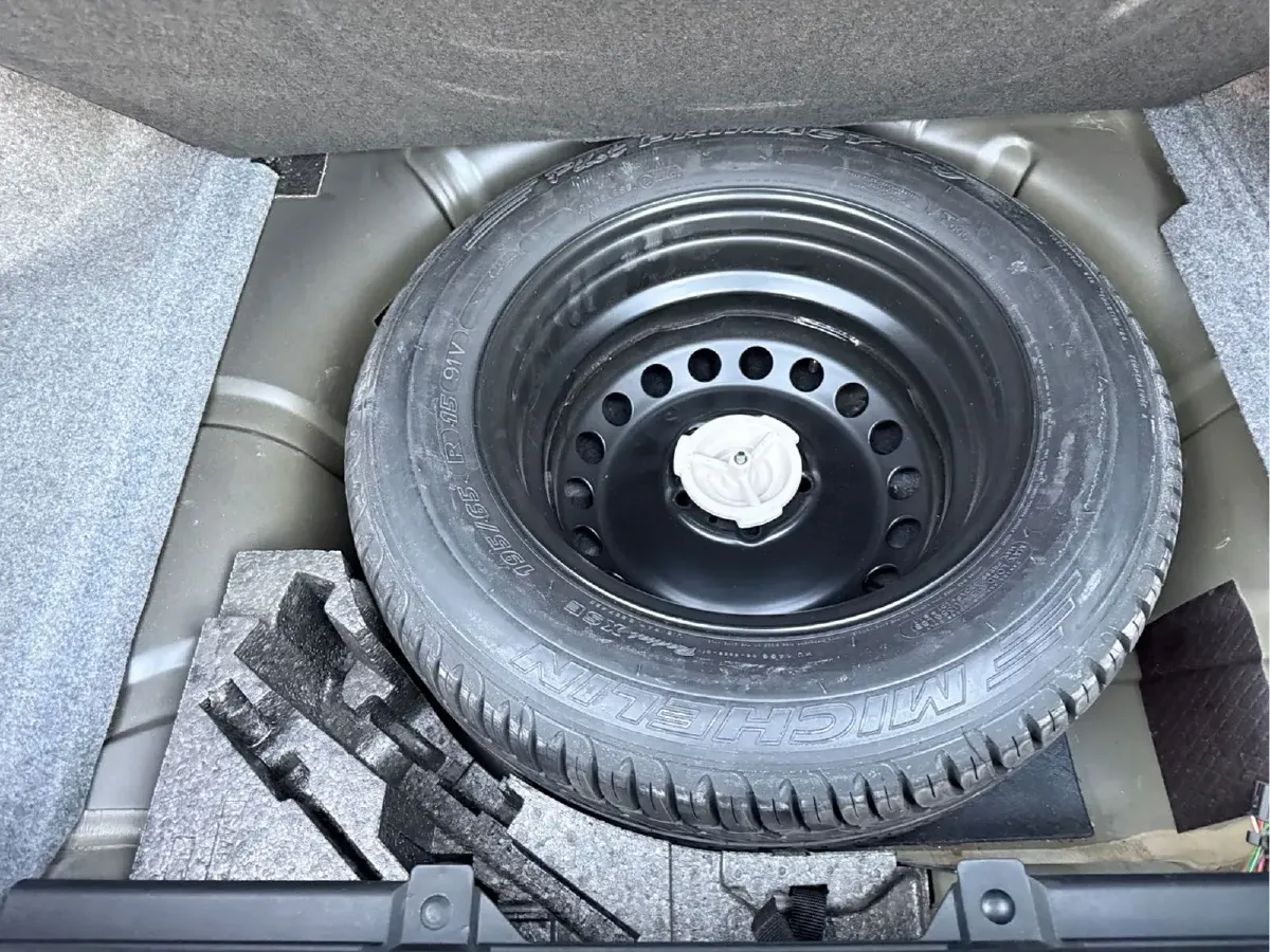 2004 Saab 9-5 2.3T 250HP L4 5AT,autocango,china used car exporter,china ev exporter,chinese used car exporter,chinese used ev exporter