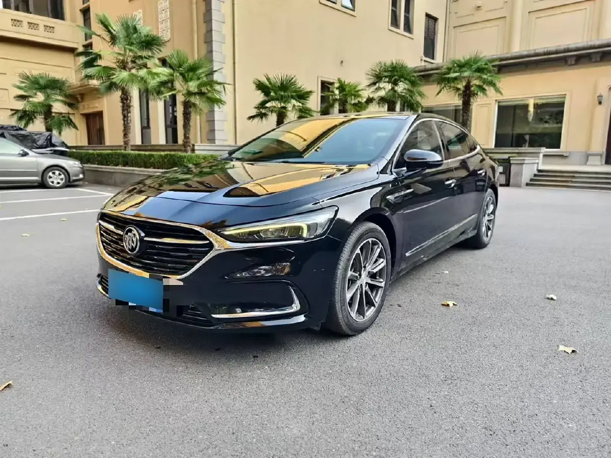 2019 Buick Larcosse 2.0T 241HP L4 9AT