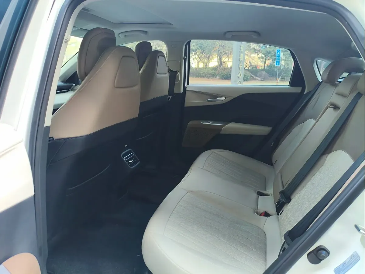 2024 ChangAn QiYuan A05 1.5L 110HP L4 E-CVT PHEV 18.99KWH,autocango,china used car exporter,china ev exporter,chinese used car exporter,chinese used ev exporter