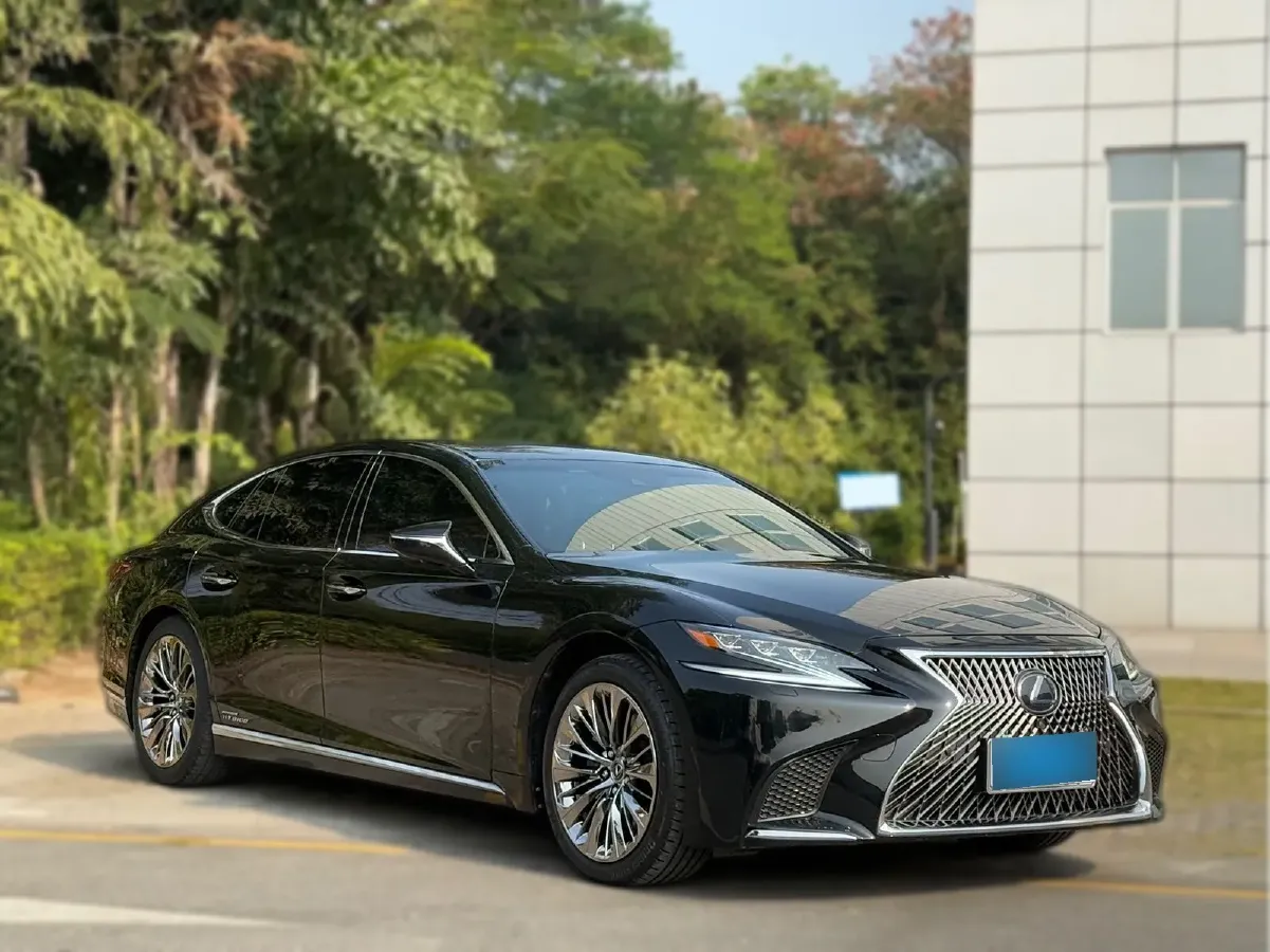 2018 Lexus LS 3.5L 299HP V6 E-CVT Hybrid,autocango,china used car exporter,china ev exporter,chinese used car exporter,chinese used ev exporter