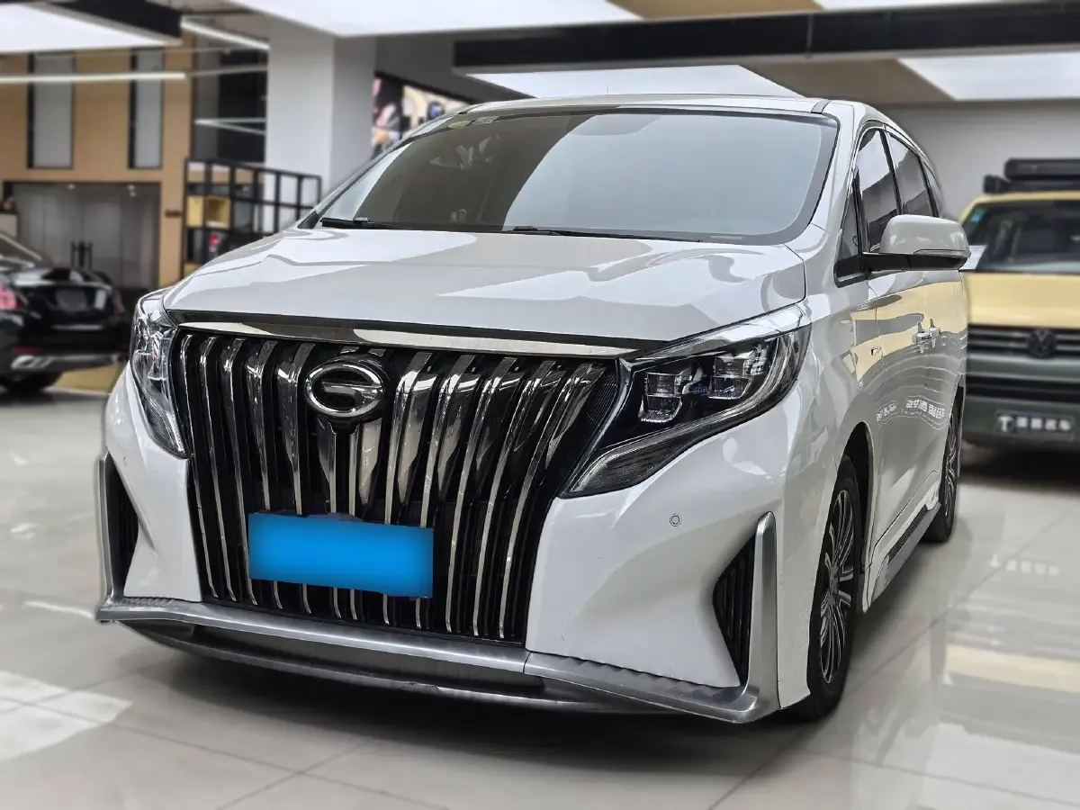 2021 GAC Trumpchi M8 2.0T 252HP L4 8AT