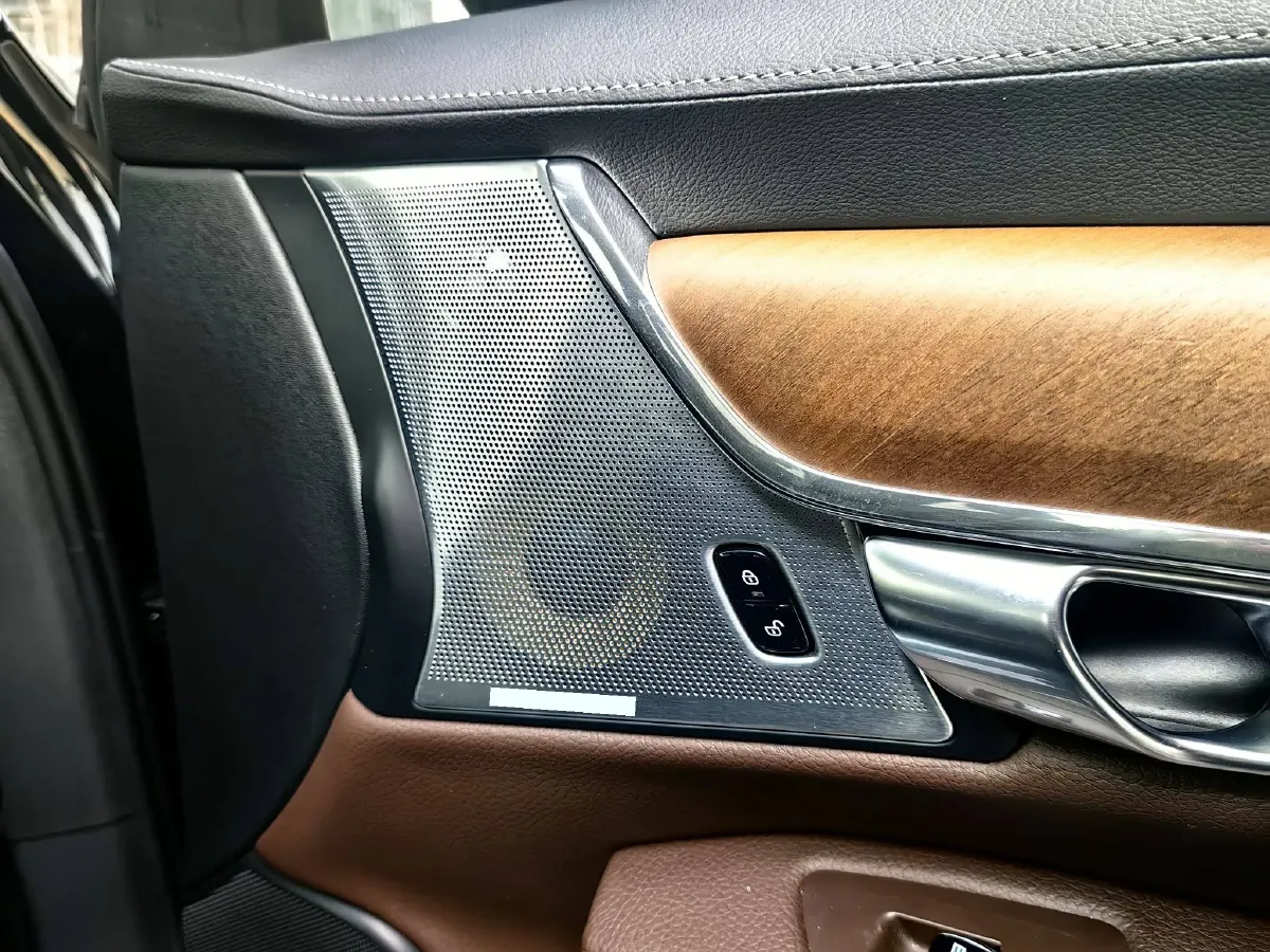 2019 Volvo S90 PHEV 2.0T 320HP L4 8AT PHEV 10.1KWH,autocango,china used car exporter,china ev exporter,chinese used car exporter,chinese used ev exporter