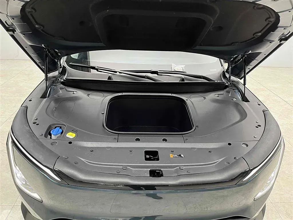 2024 Kia EV5 BEV 64.2KWH,autocango,china used car exporter,china ev exporter,chinese used car exporter,chinese used ev exporter