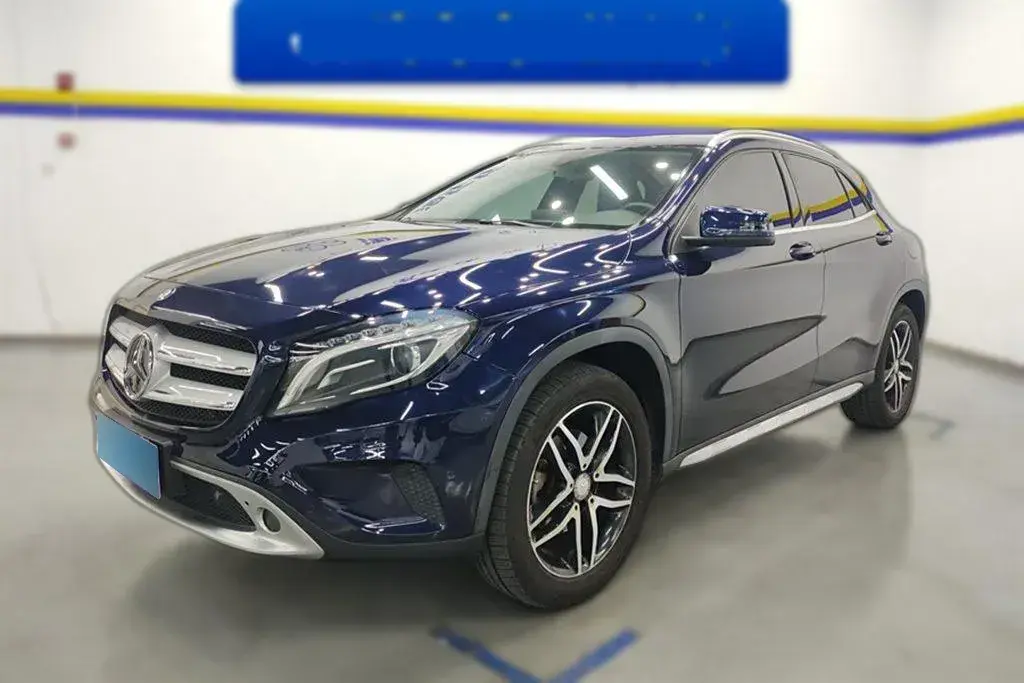 2016 Mercedes-Benz GLA Class 2.0T 184HP L4 7DCT
