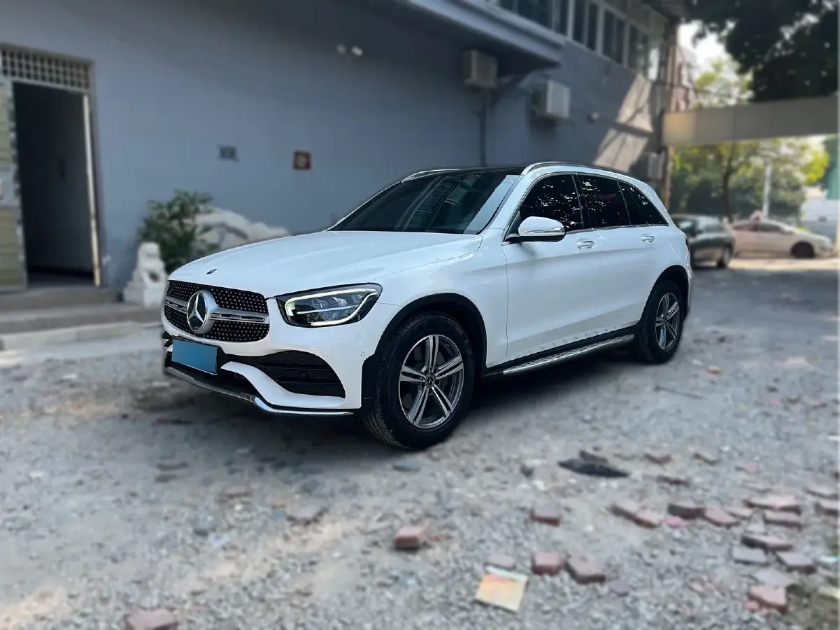 2020 Mercedes-Benz GLC Class 2.0T 197HP L4 9AT