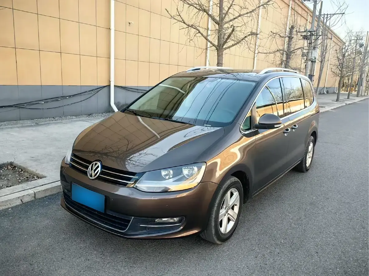 2013 Volkswagen Sharan 1.8T 160HP L4 6DCT