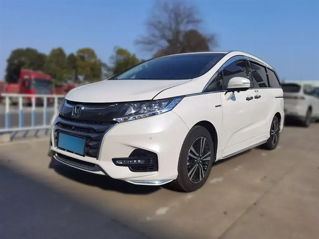 2021 Honda Odyssey 2.0L 146HP L4 E-CVT Hybrid