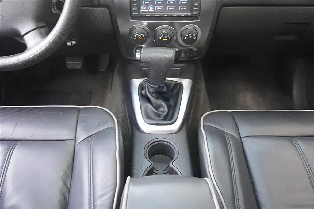 2005 Hummer H3 3.5L 220HP L5 4AT,autocango,china used car exporter,china ev exporter,chinese used car exporter,chinese used ev exporter