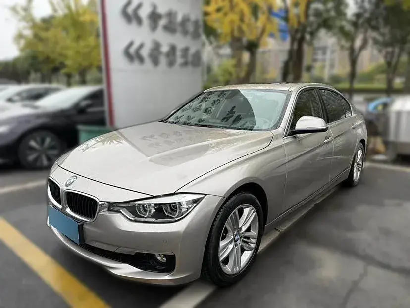 2016 BMW 3 Series 2.0T 184HP L4 8AT