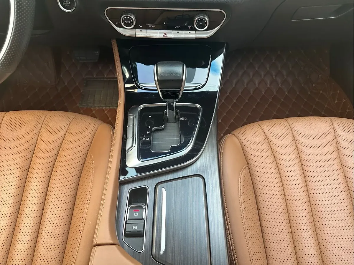 2019 BeiJing Auto U7 1.5T 150HP L4 CVT,autocango,china used car exporter,china ev exporter,chinese used car exporter,chinese used ev exporter