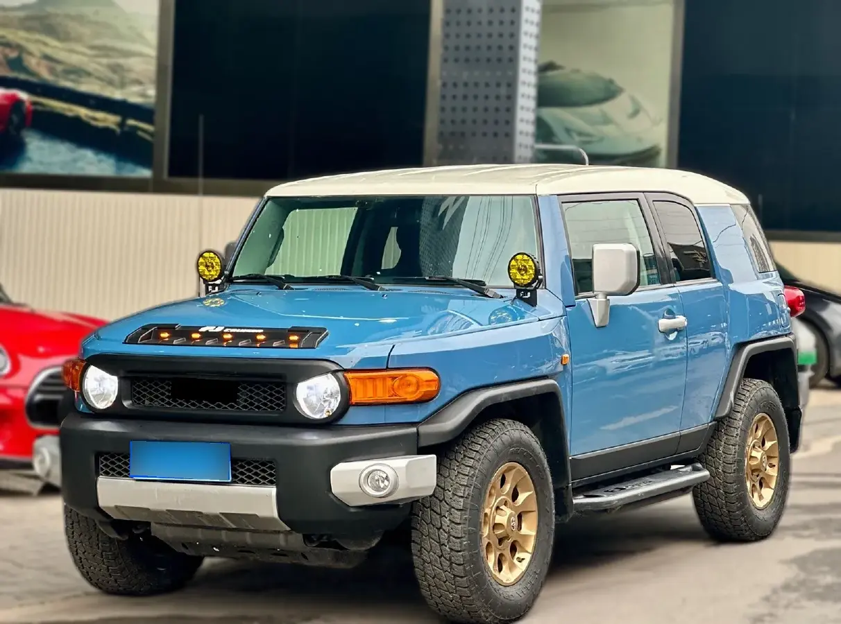 2011 Toyota FJ Cruiser 4.0L 272HP V6 5AT