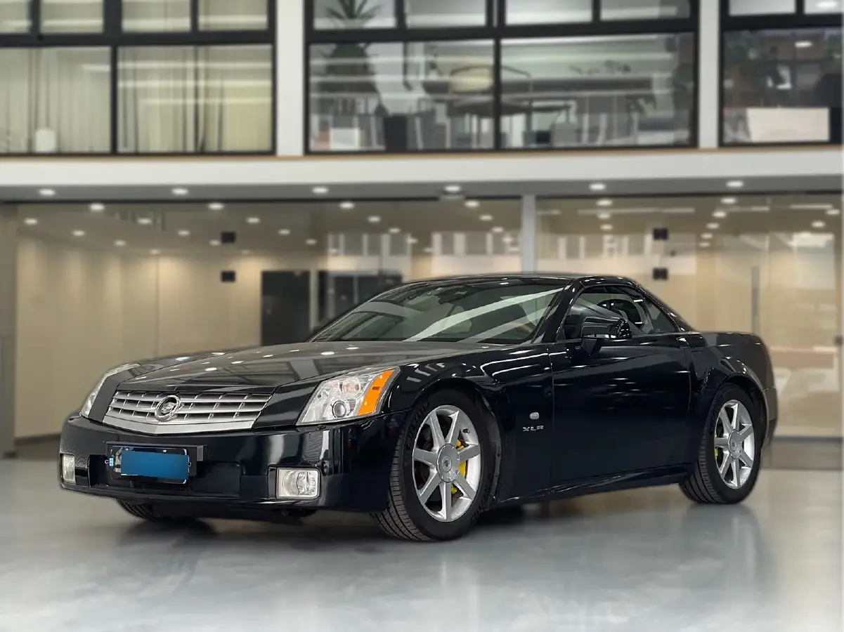 2005 Cadillac XLR 4.6L 320HP V8 6AT