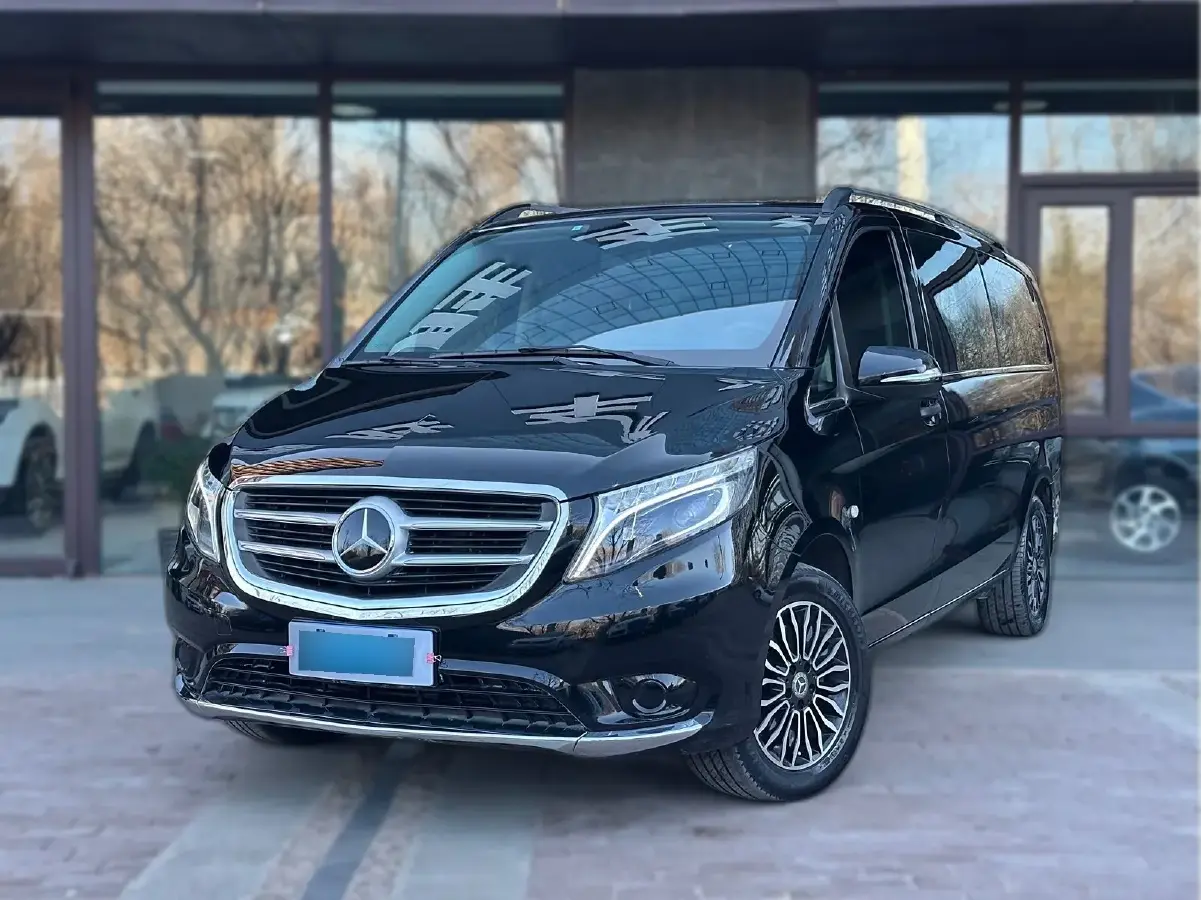 2016 Mercedes-Benz Vito 2.0T 211HP L4 7AT