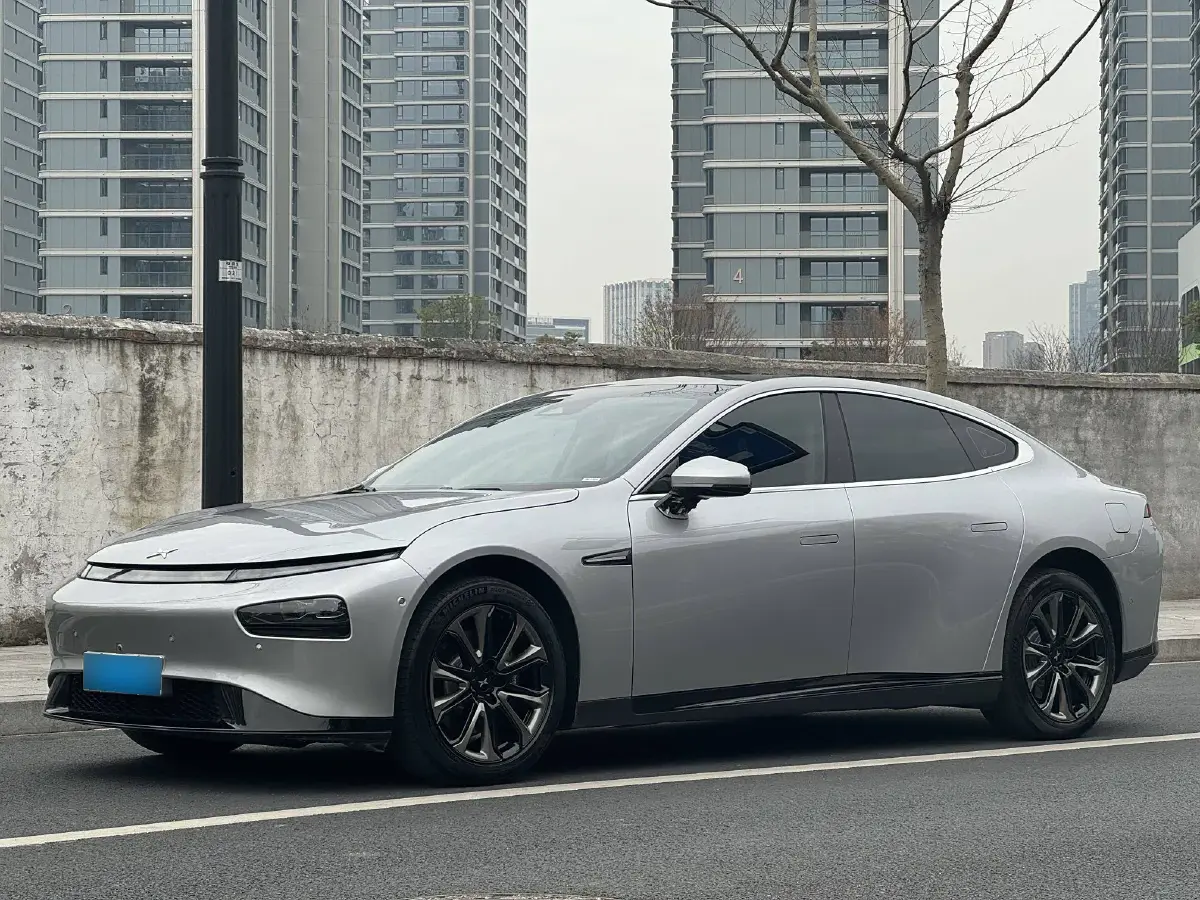 2022 Xpeng P7 BEV 83.1KWH