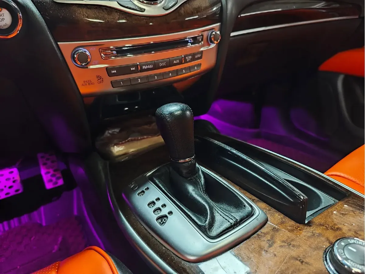 2014 Infiniti QX60 3.5L 277HP V6 CVT,autocango,china used car exporter,china ev exporter,chinese used car exporter,chinese used ev exporter