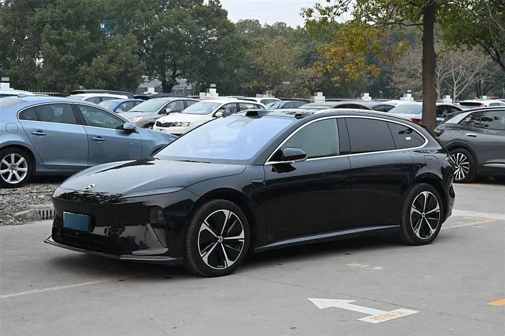 2024 NIO ET5T BEV 75KWH