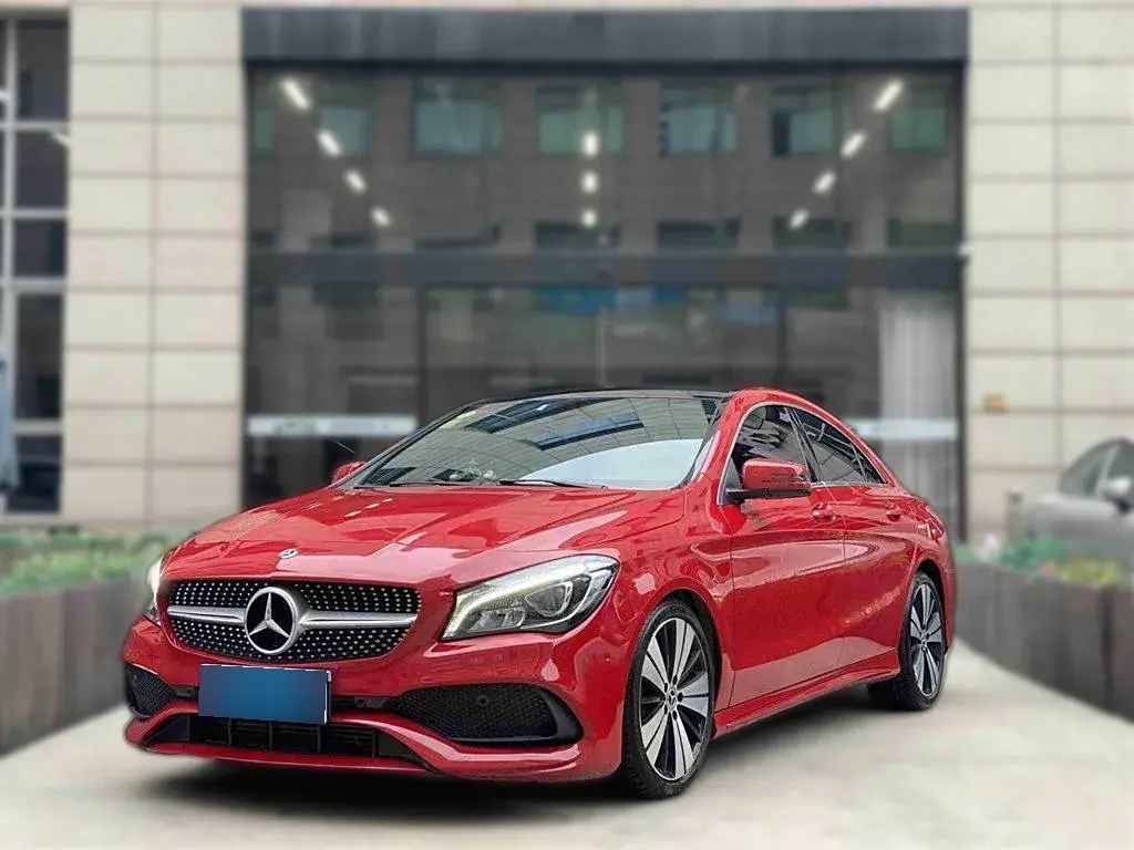 2018 Mercedes-Benz CLA Class 1.6T 156HP L4 7DCT