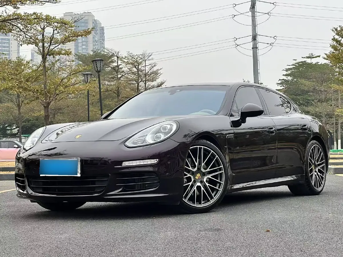 2016 Porsche Panamera 3.0T 320HP V6 7DCT