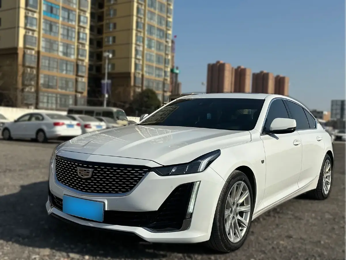 2021 Cadillac CT5 2.0T 237HP L4 10AT