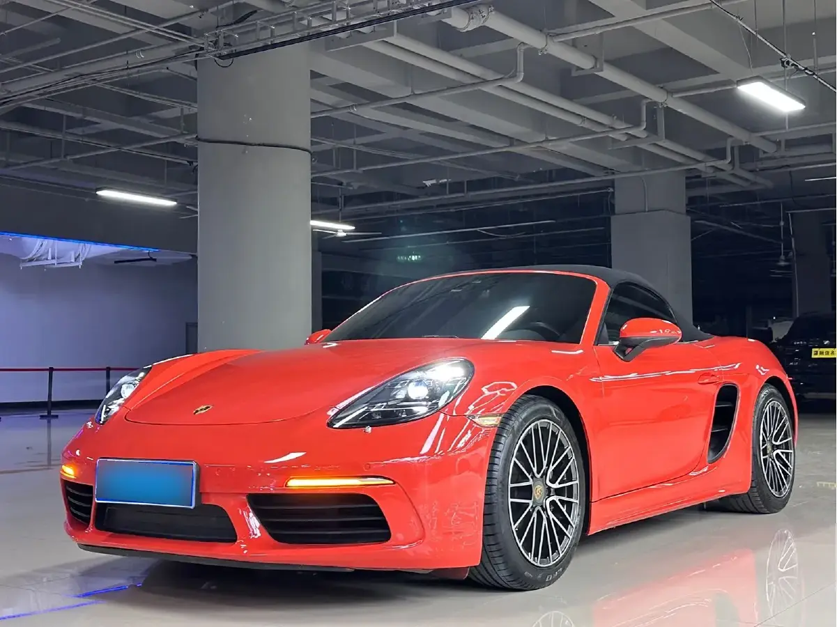 2016 Porsche 718 2.0T 250HP H4 7DCT