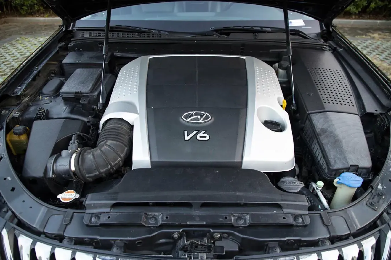 2009 Hyundai Equus 3.8L 290HP V6 6AT,autocango,china used car exporter,china ev exporter,chinese used car exporter,chinese used ev exporter