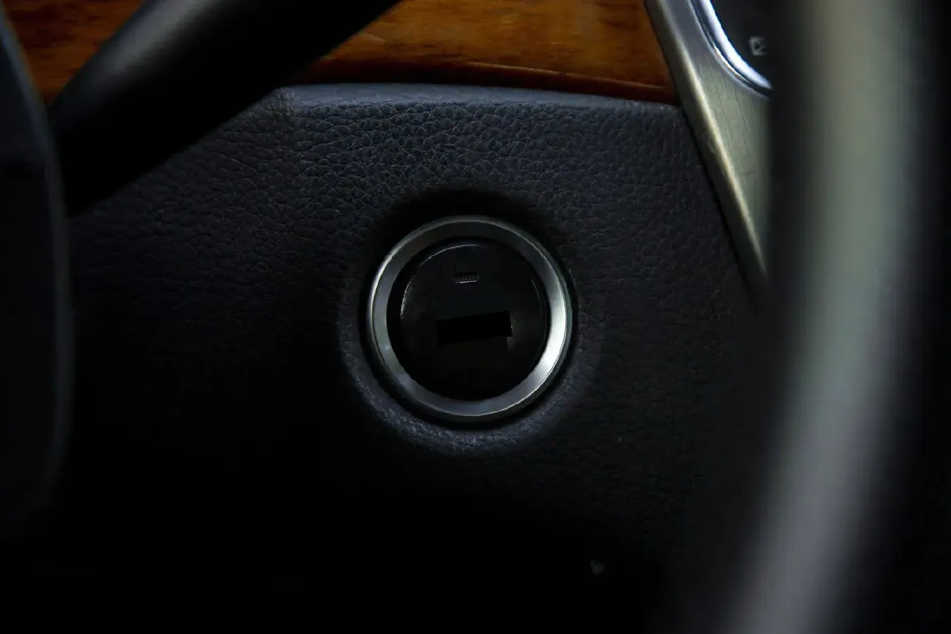 2009 Hyundai Equus 3.8L 290HP V6 6AT,autocango,china used car exporter,china ev exporter,chinese used car exporter,chinese used ev exporter