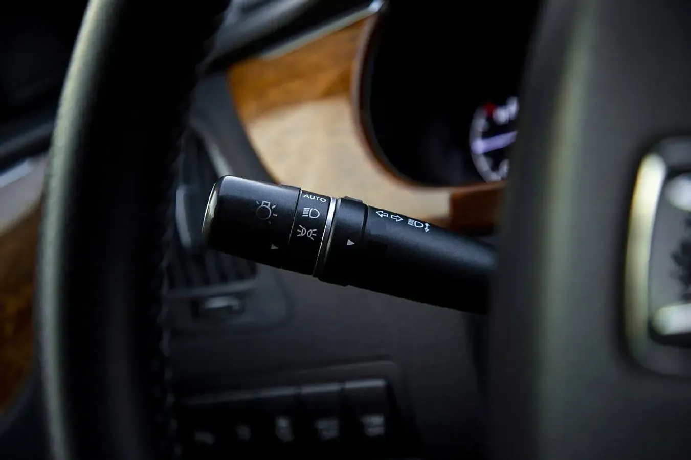 2009 Hyundai Equus 3.8L 290HP V6 6AT,autocango,china used car exporter,china ev exporter,chinese used car exporter,chinese used ev exporter