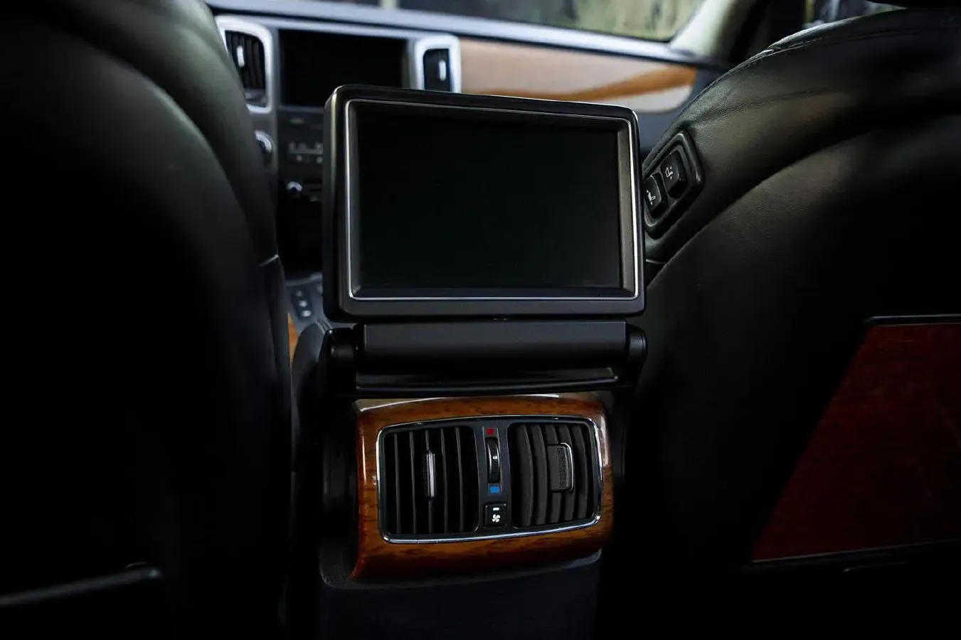 2009 Hyundai Equus 3.8L 290HP V6 6AT,autocango,china used car exporter,china ev exporter,chinese used car exporter,chinese used ev exporter