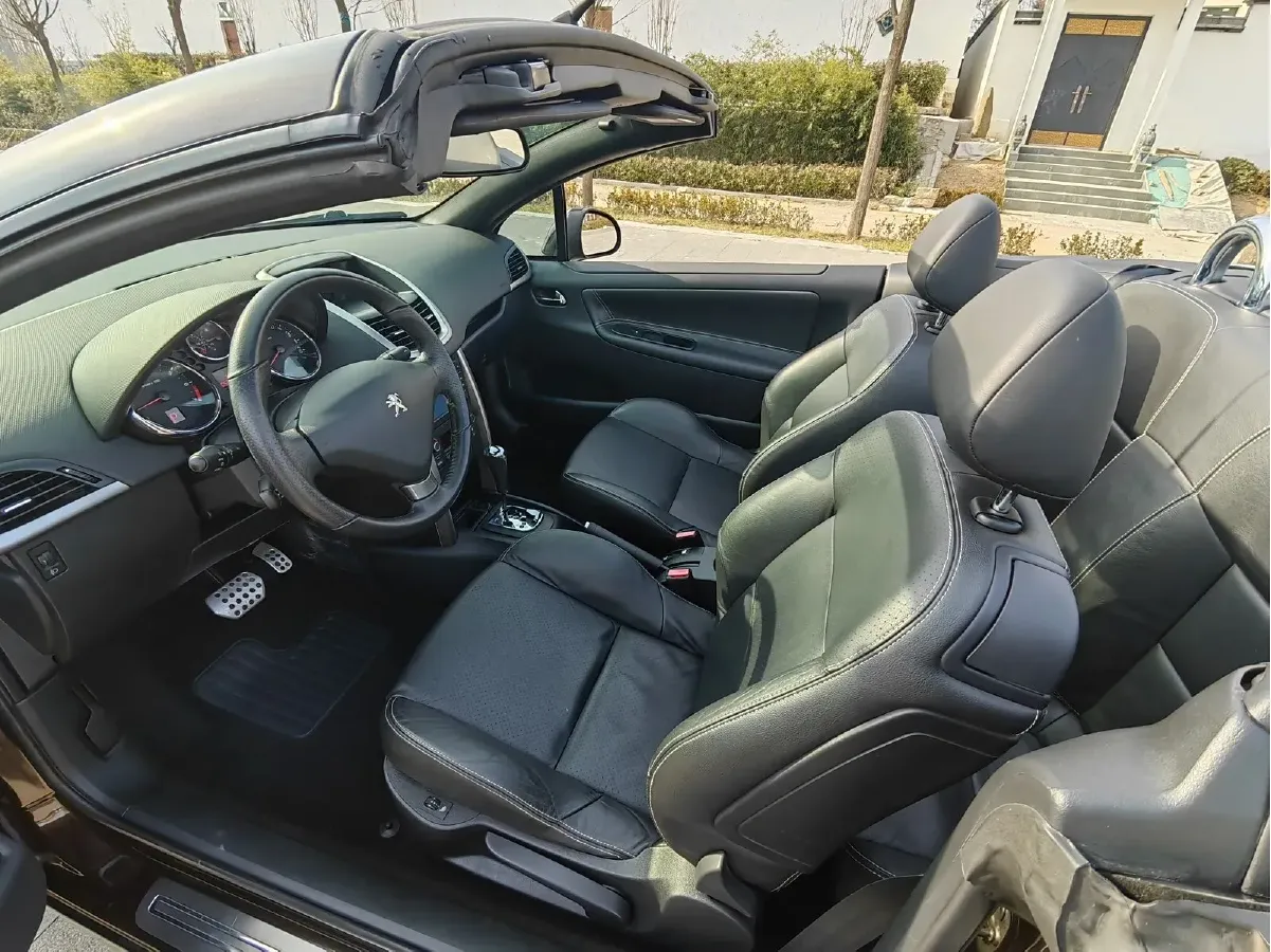 2013 Peugeot 207 1.6L 120HP L4 4AT,autocango,china used car exporter,china ev exporter,chinese used car exporter,chinese used ev exporter