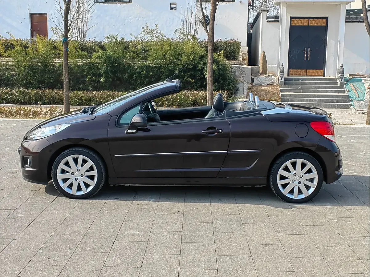 2013 Peugeot 207 1.6L 120HP L4 4AT,autocango,china used car exporter,china ev exporter,chinese used car exporter,chinese used ev exporter