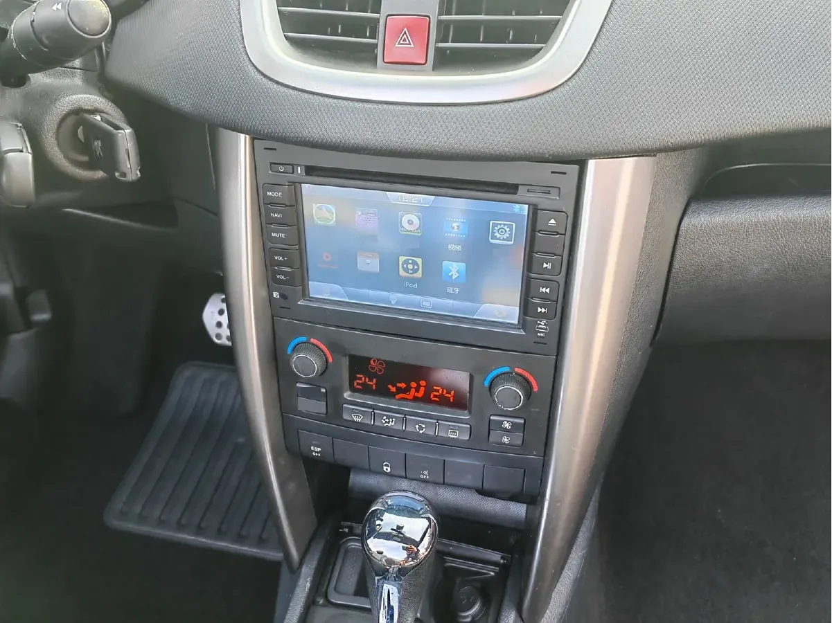 2013 Peugeot 207 1.6L 120HP L4 4AT,autocango,china used car exporter,china ev exporter,chinese used car exporter,chinese used ev exporter