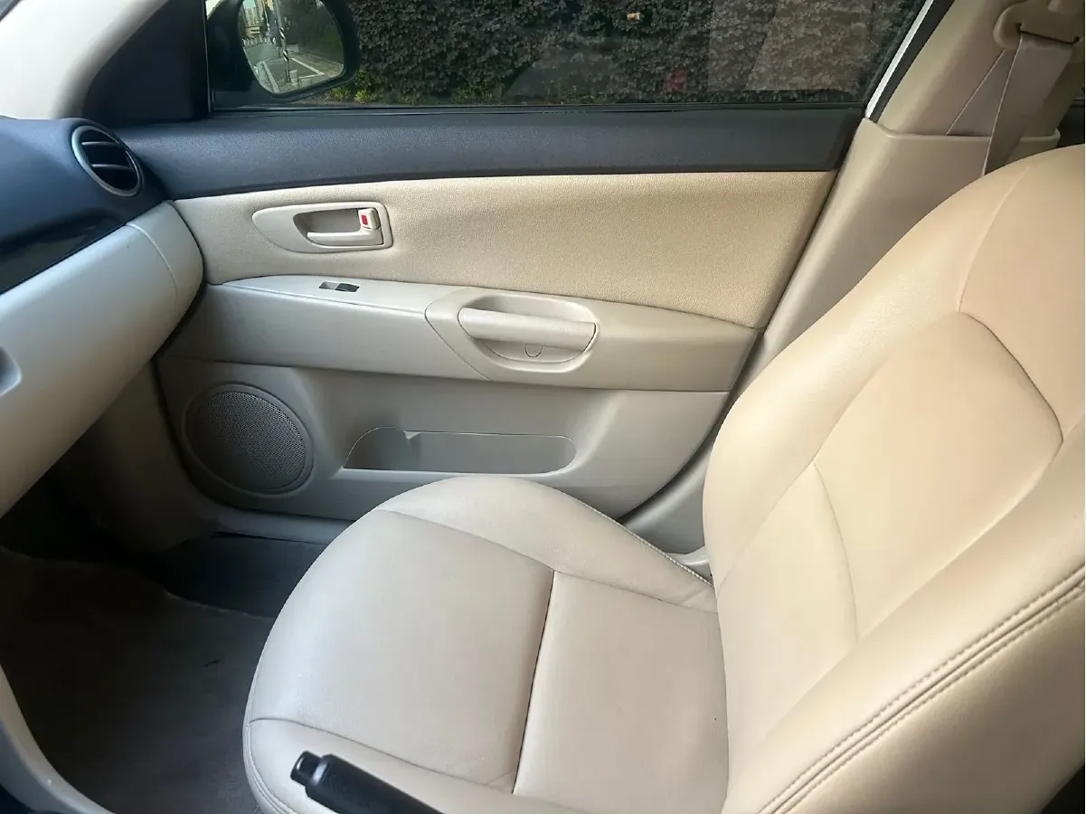 2012 Mazda 3 1.6L 107HP L4 4AT,autocango,china used car exporter,china ev exporter,chinese used car exporter,chinese used ev exporter