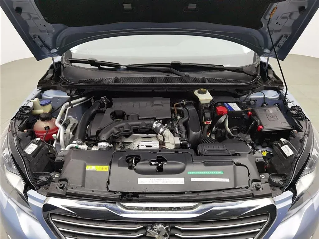 2015 Peugeot 308S 1.6T 167HP L4 6AT,autocango,china used car exporter,china ev exporter,chinese used car exporter,chinese used ev exporter