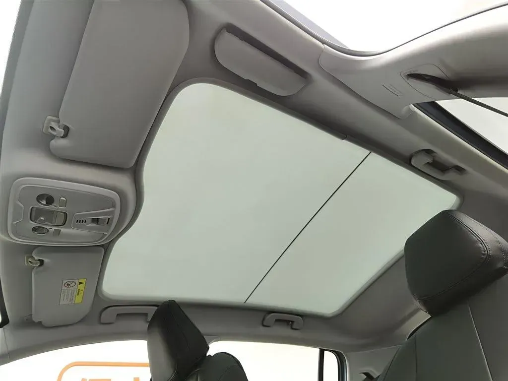 2015 Peugeot 308S 1.6T 167HP L4 6AT,autocango,china used car exporter,china ev exporter,chinese used car exporter,chinese used ev exporter