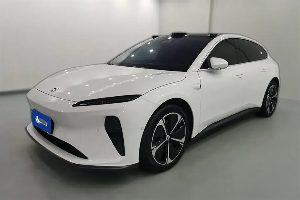 2024 NIO ET5T BEV 75KWH