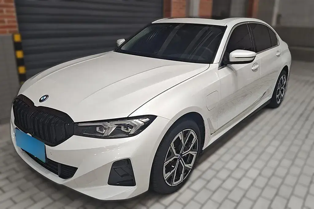 2022 BMW i3 BEV 70KWH