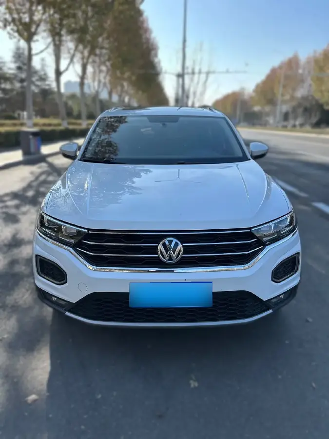 2020 Volkswagen T-Roc 1.4T 150HP L4 7DCT