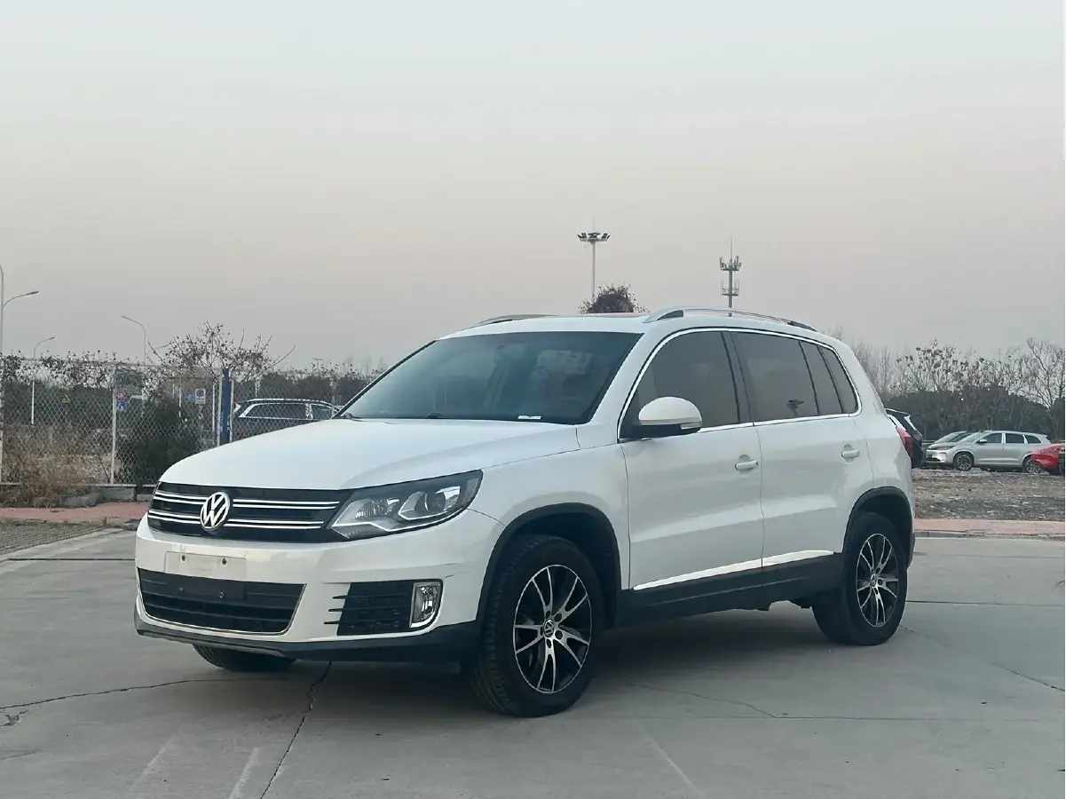 2013 Volkswagen Tiguan 1.8T 160HP L4 6AT
