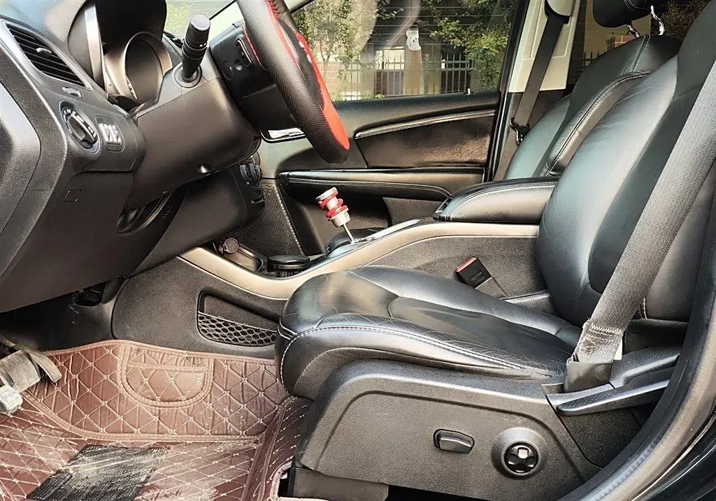 2014 Dodge JCUV 2.4L 170HP L4 6AT,autocango,china used car exporter,china ev exporter,chinese used car exporter,chinese used ev exporter