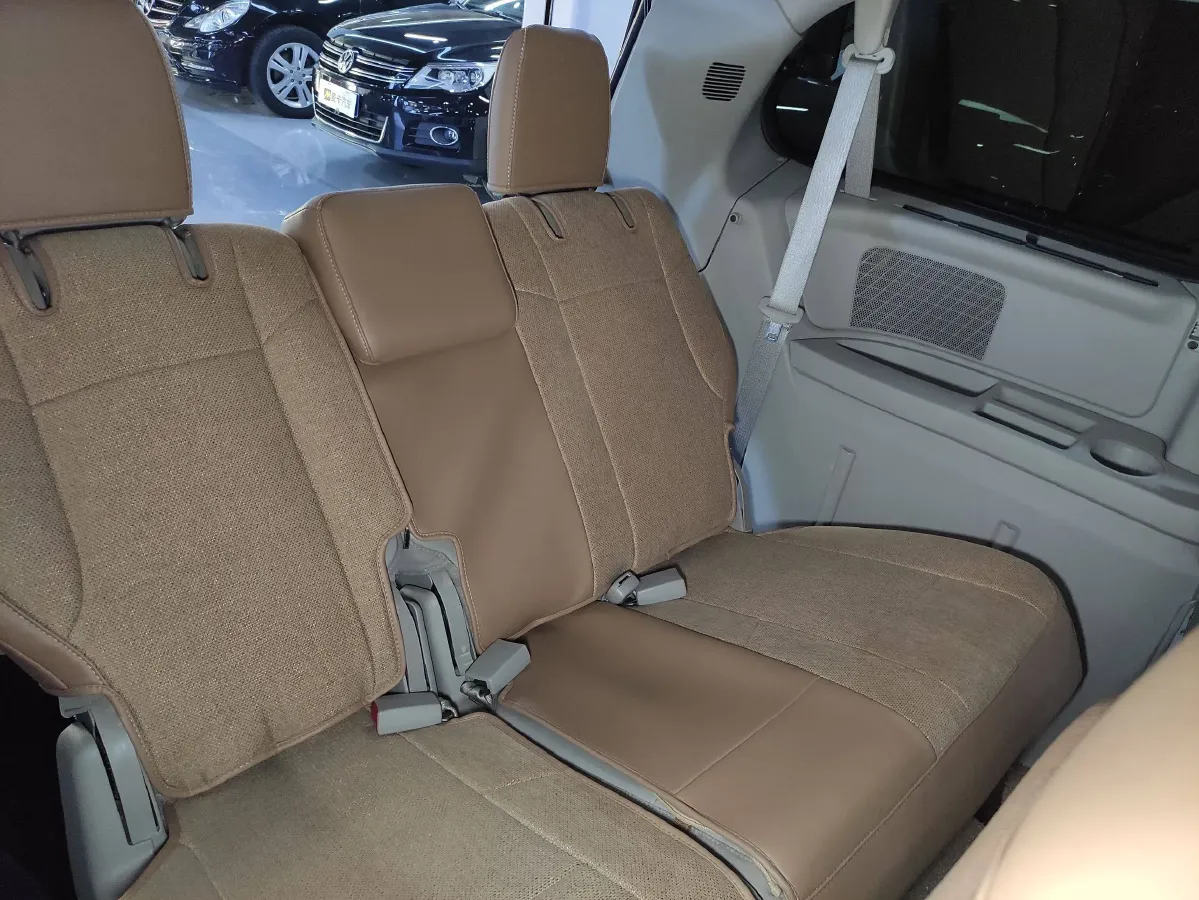 2013 Chrysler Pacifica 3.6L 283HP V6 6AT,autocango,china used car exporter,china ev exporter,chinese used car exporter,chinese used ev exporter